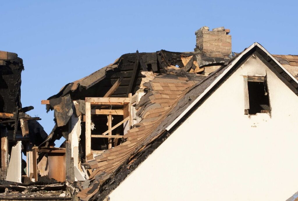 roof damage insurance claims